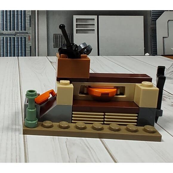 LEGO Disney Buzz Lightyear Disc Launcher + 2 Discs, Walkie, 2 Wrenches 76830 - Picture 6 of 7